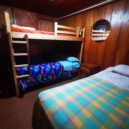 La Tranquilidad Hostel Mindo Bagian luar foto